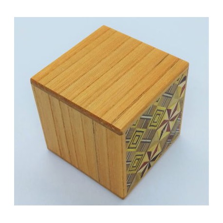 Boîtes à secrets Himitsu Bako du Japon cube 2 suns 4 mouvements cube tiroir  secret